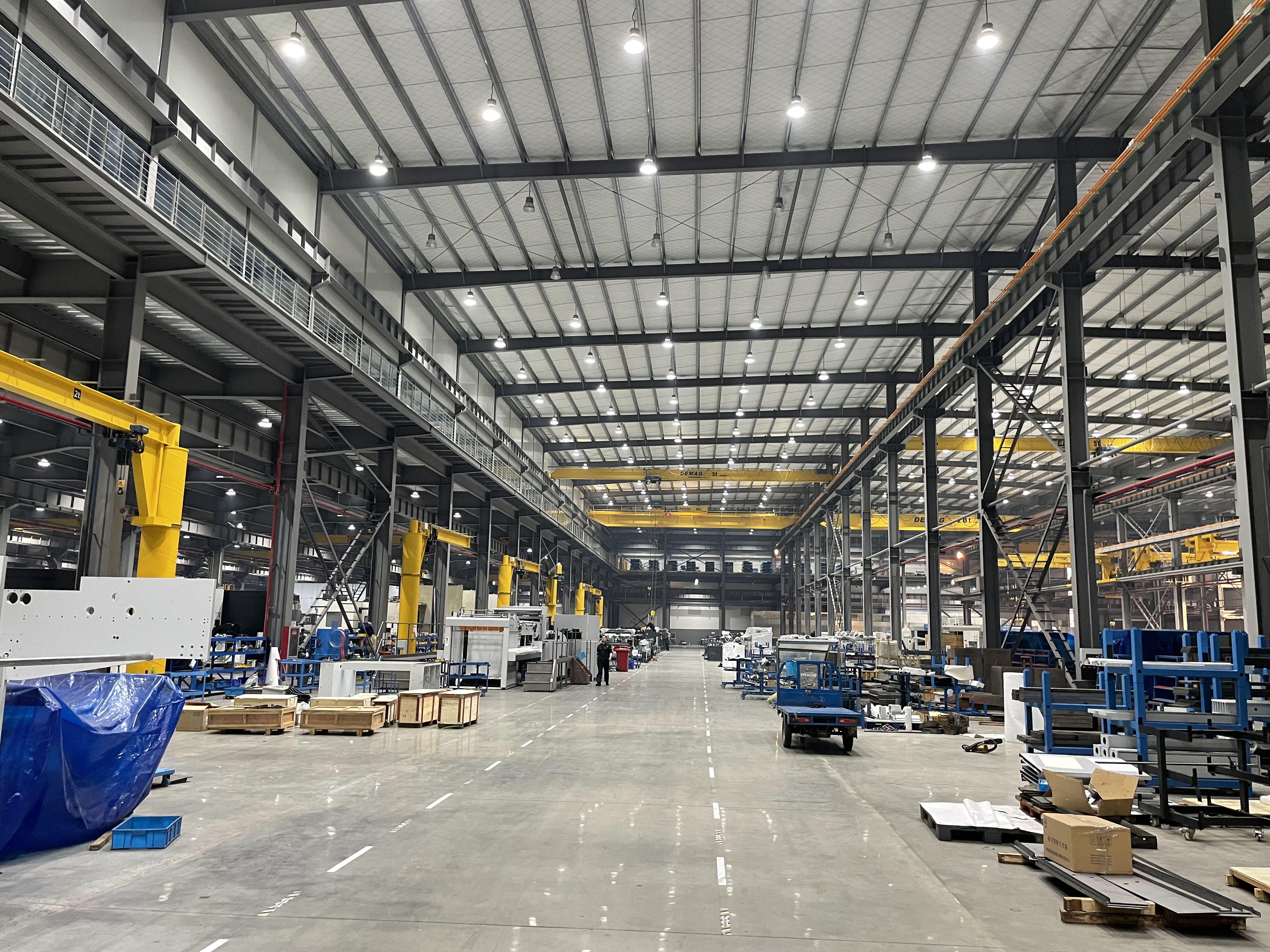 مصنع ورقة ورقة